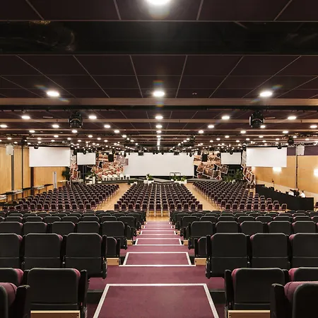 Radisson Blu Latvija Conference & Hotel, 4*