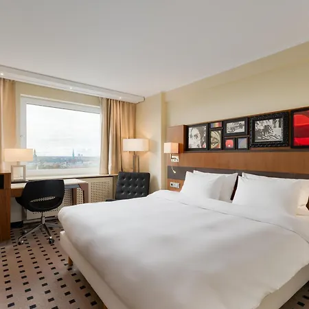 Radisson Blu Latvija Conference & Hotel, Hotel 4*