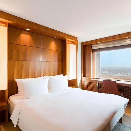 Hotel Radisson Blu Latvija Conference & Hotel, 4*