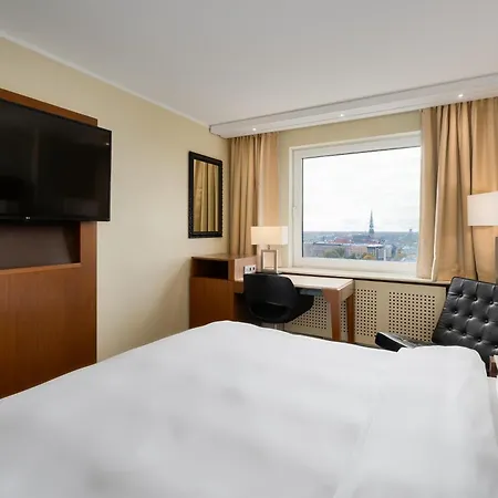 Radisson Blu Latvija Conference & Hotel, Hotell 4*